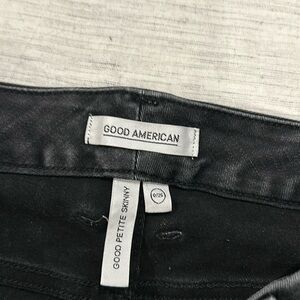 Good condition. Black good American petite skinny jeans. Size 0/25 petite